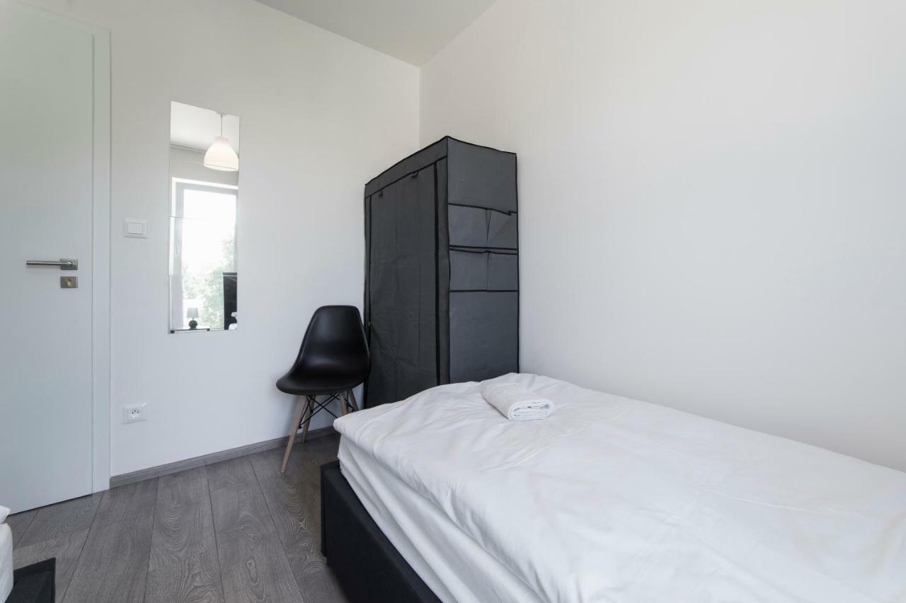 Hostel Homer Liben Прага Екстериор снимка