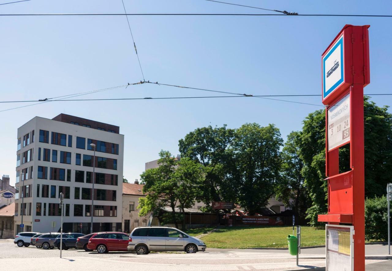 Hostel Homer Liben Прага Екстериор снимка